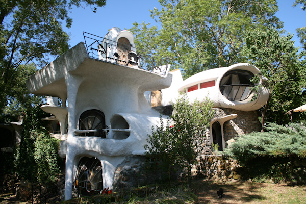 Maison_bulle_de_Minzier